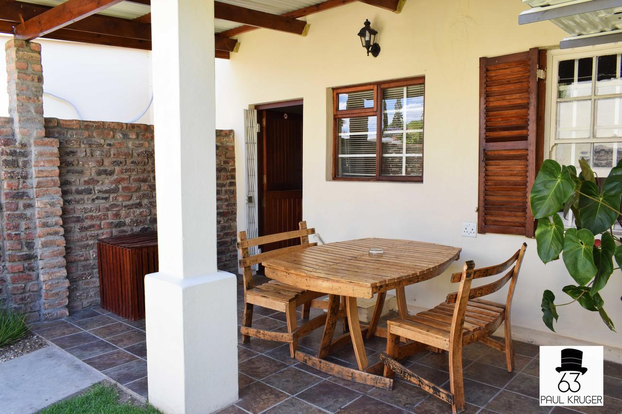 Apartamento Paul Kruger 63 Robertson Exterior foto